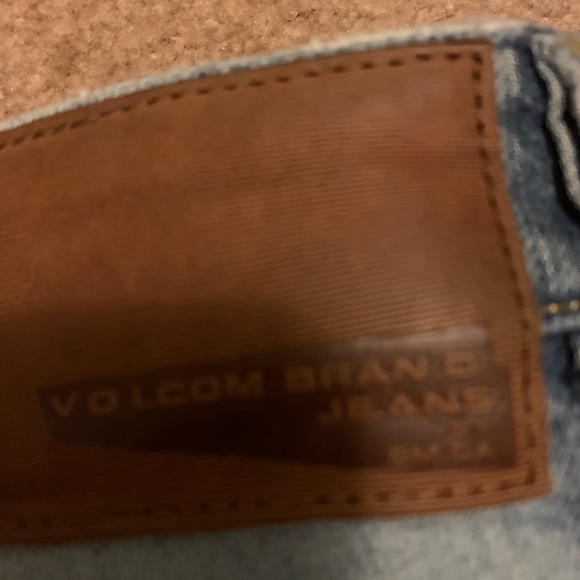 Closet clean out - Picture 8 of 17